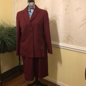 Levine Classics Suit NWT